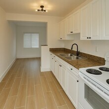 1600 Center St, Unit A4 in Jupiter, FL - Building Photo - Building Photo