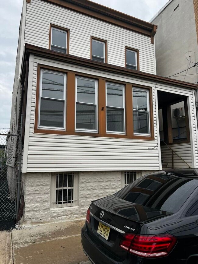 600 67th St in West New York, NJ - Building Photo - Building Photo