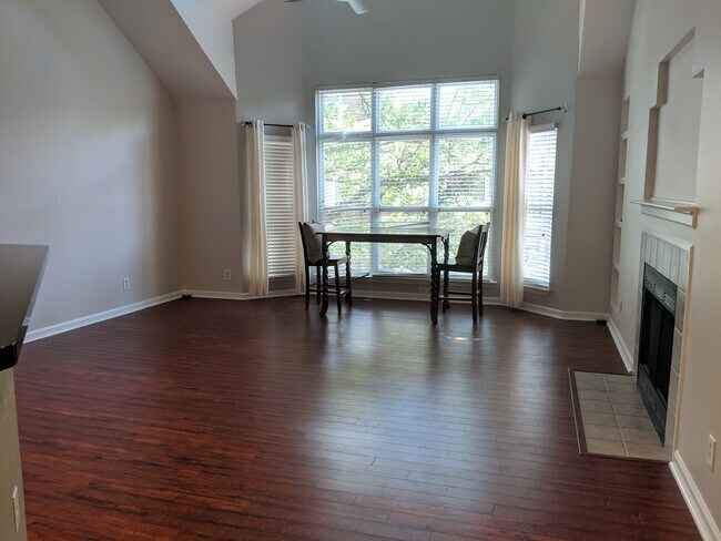 property at 513 N Graham St