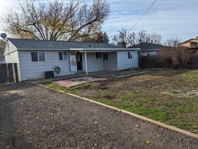 911 Linden Ave in Lewiston, ID - Building Photo - Building Photo