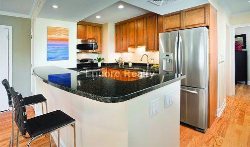 property at 20 Chapel St