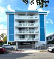 910 Michigan Ave in Miami Beach, FL - Building Photo