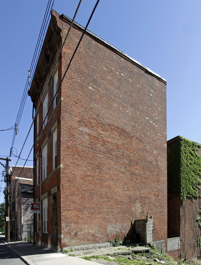 211 Peete St in Cincinnati, OH - Building Photo - Building Photo