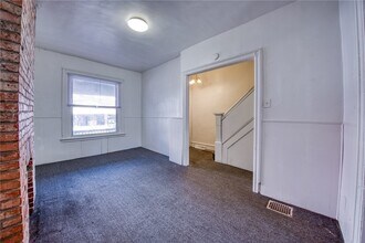 354 Ophelia St in Pittsburgh, PA - Foto de edificio - Building Photo