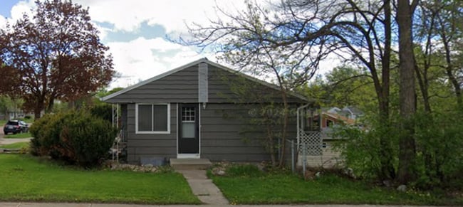 property at 1201 E 28th St