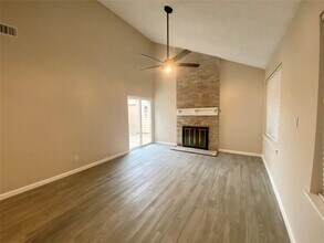 12417 S Dairy Ashford Rd in Houston, TX - Building Photo - Building Photo