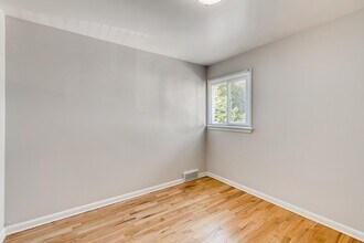 1351 S Patton Ct in Denver, CO - Building Photo - Building Photo