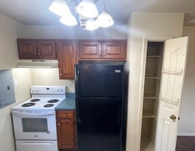 4513-4515-4515 Rice Rd in Columbia, MO - Building Photo - Building Photo