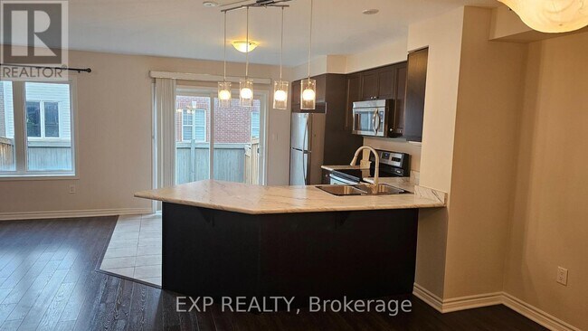 345 Gooding Cres in Milton, ON - Building Photo - Building Photo