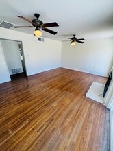 230 B St in Bakersfield, CA - Building Photo - Building Photo