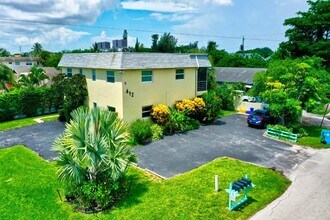 412 SE 21st Ave, Unit #D in Boynton Beach, FL - Foto de edificio - Building Photo