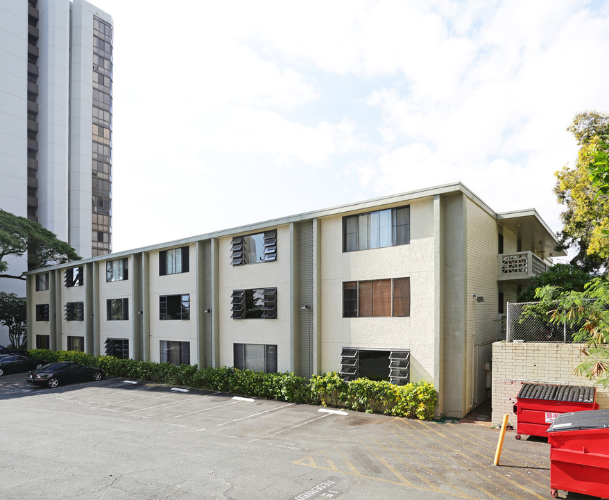 Nuuanu Terrace in Honolulu, HI - Foto de edificio