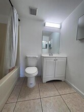 3700 N 56th Ave, Unit 1033 in Hollywood, FL - Building Photo - Building Photo