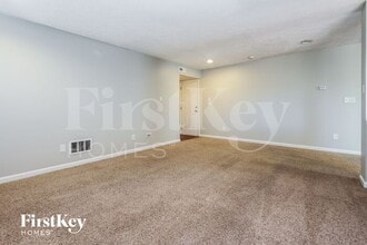 2331 Salem Park Ct in Indianapolis, IN - Building Photo - Building Photo