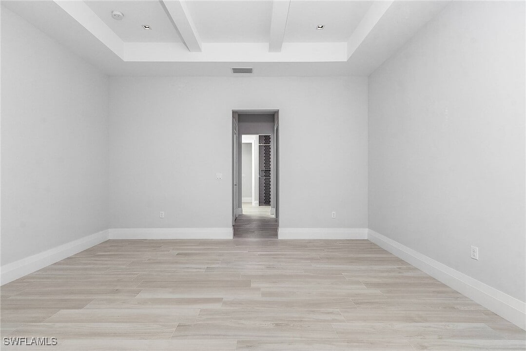 6805 Il Regalo Cir in Naples, FL - Building Photo
