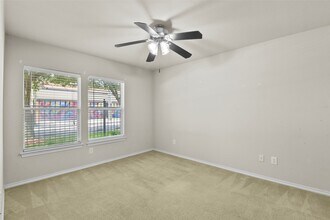 2711 Polk St in Houston, TX - Building Photo - Building Photo