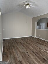 2500 Lake Royale Dr in Riverdale, GA - Building Photo - Building Photo