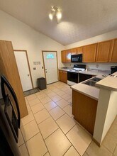 8282 Mira St in Columbus, OH - Building Photo - Building Photo