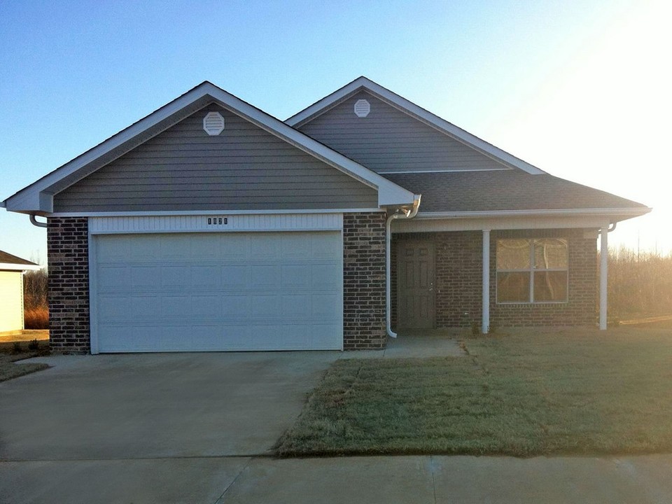 Meadowview Estates in Clarksville, AR - Foto de edificio