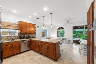 3049 Mary St in Miami, FL - Building Photo