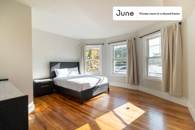 property at 8 Walnut Park