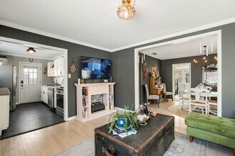 18229 W Big Oaks Rd in Grayslake, IL - Building Photo - Building Photo