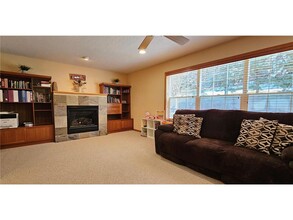 14833 Hillside Trail in Savage, MN - Building Photo - Building Photo
