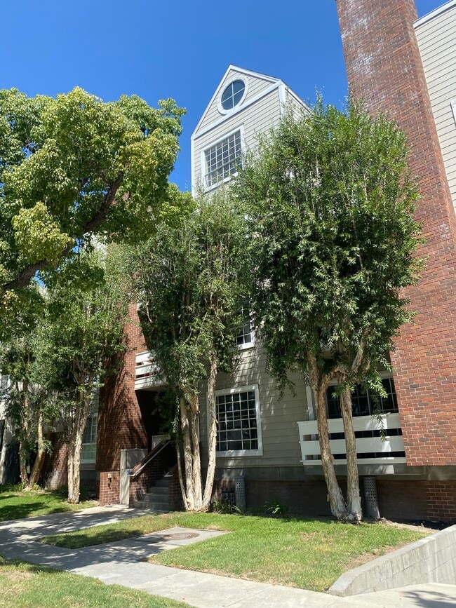 property at 522 N Jackson St