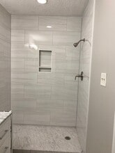 5011 Sharon Rd, Unit A in Charlotte, NC - Building Photo - Building Photo