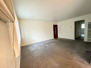 1825 Stokes St in San Jose, CA - Building Photo - Building Photo