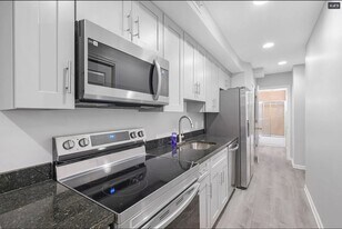 65 New York Ave NW in Washington, DC - Building Photo