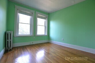 1734 Commonwealth Avenue, Unit 6 in Boston, MA - Building Photo - Building Photo