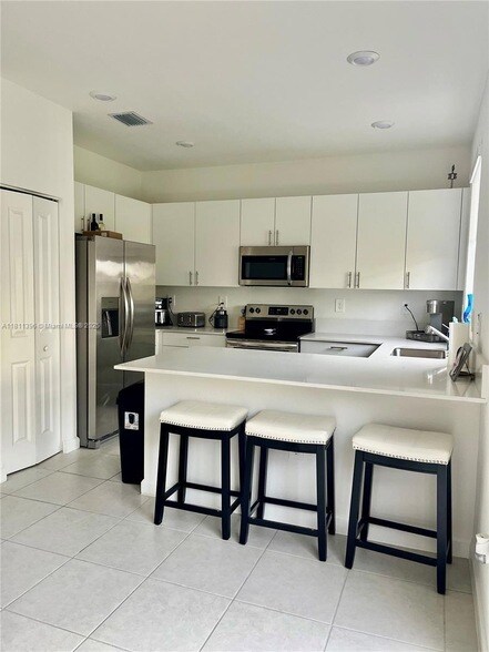 11814 SW 246th Ln in Princeton, FL - Building Photo - Building Photo