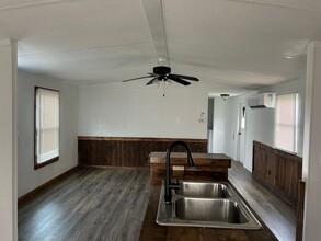 8972 Morgantown Rd in Auburn, KY - Building Photo - Building Photo