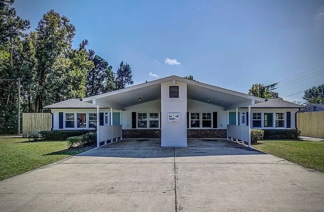 5604 Bavarian Ln in Wilmington, NC - Building Photo