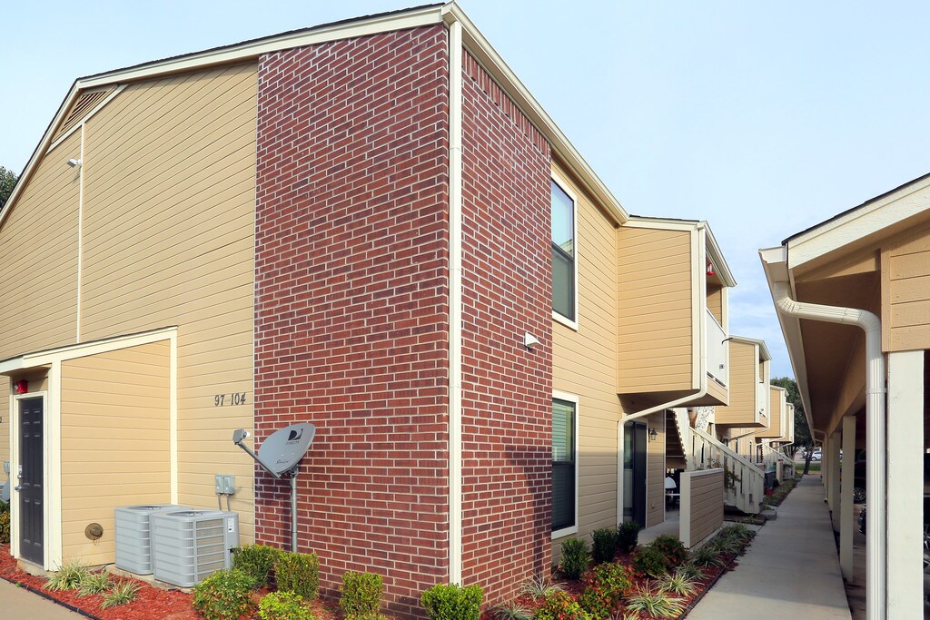 Pleasant View Apartments in Tahlequah, OK