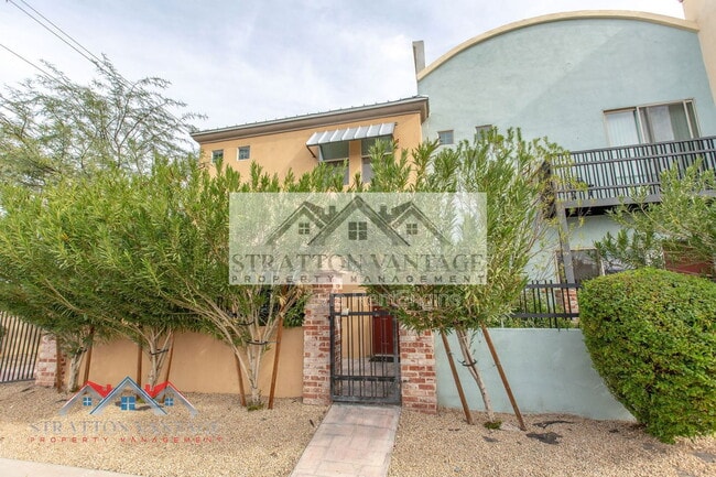 property at 1406 W Main St