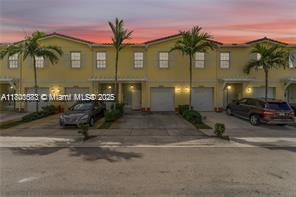 4040 NW 11th St in Lauderhill, FL - Building Photo - Building Photo