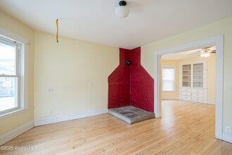 22 Swan St in Schenectady, NY - Building Photo - Building Photo
