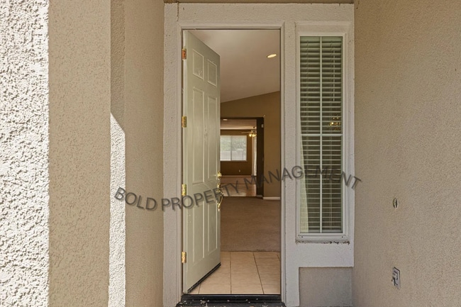 20617 Sarazen Pl in Patterson, CA - Building Photo - Building Photo