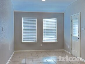 1810 Millbrook Dr in Midlothian, TX - Building Photo - Building Photo