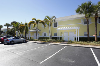 Waterside at Coquina Key in St. Petersburg, FL - Building Photo - Building Photo