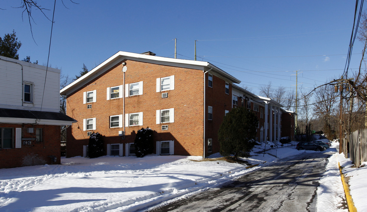 Dorann Manor in Westville, NJ - Building Photo