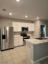 3187 Estancia Ln in Cape Coral, FL - Building Photo - Building Photo