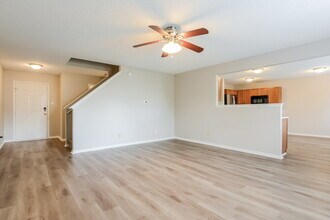 7906 States Bend Ln in Indianapolis, IN - Building Photo - Building Photo