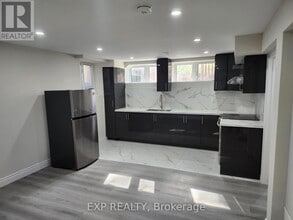 182 Esther Cres in Thorold, ON - Building Photo - Building Photo