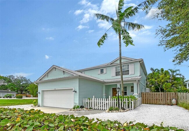 1738 Siesta Dr in Sarasota, FL - Building Photo - Building Photo