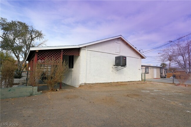 property at 2830 Cedar St