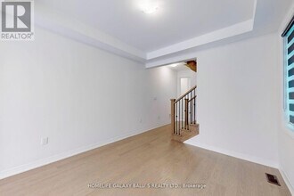 2940 Nakina St in Pickering, ON - Building Photo - Building Photo