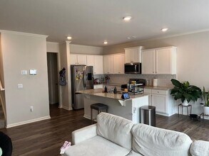 2213 Blue Monarch Dr in Buford, GA - Building Photo - Building Photo